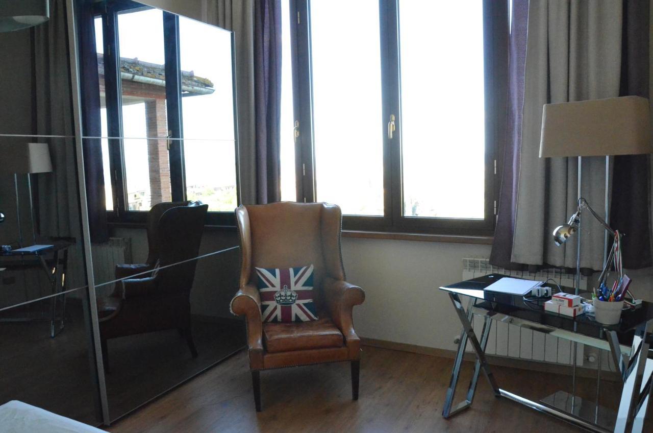 La Terrazza Sull'Alba Διαμέρισμα Μονταλτσίνο Εξωτερικό φωτογραφία